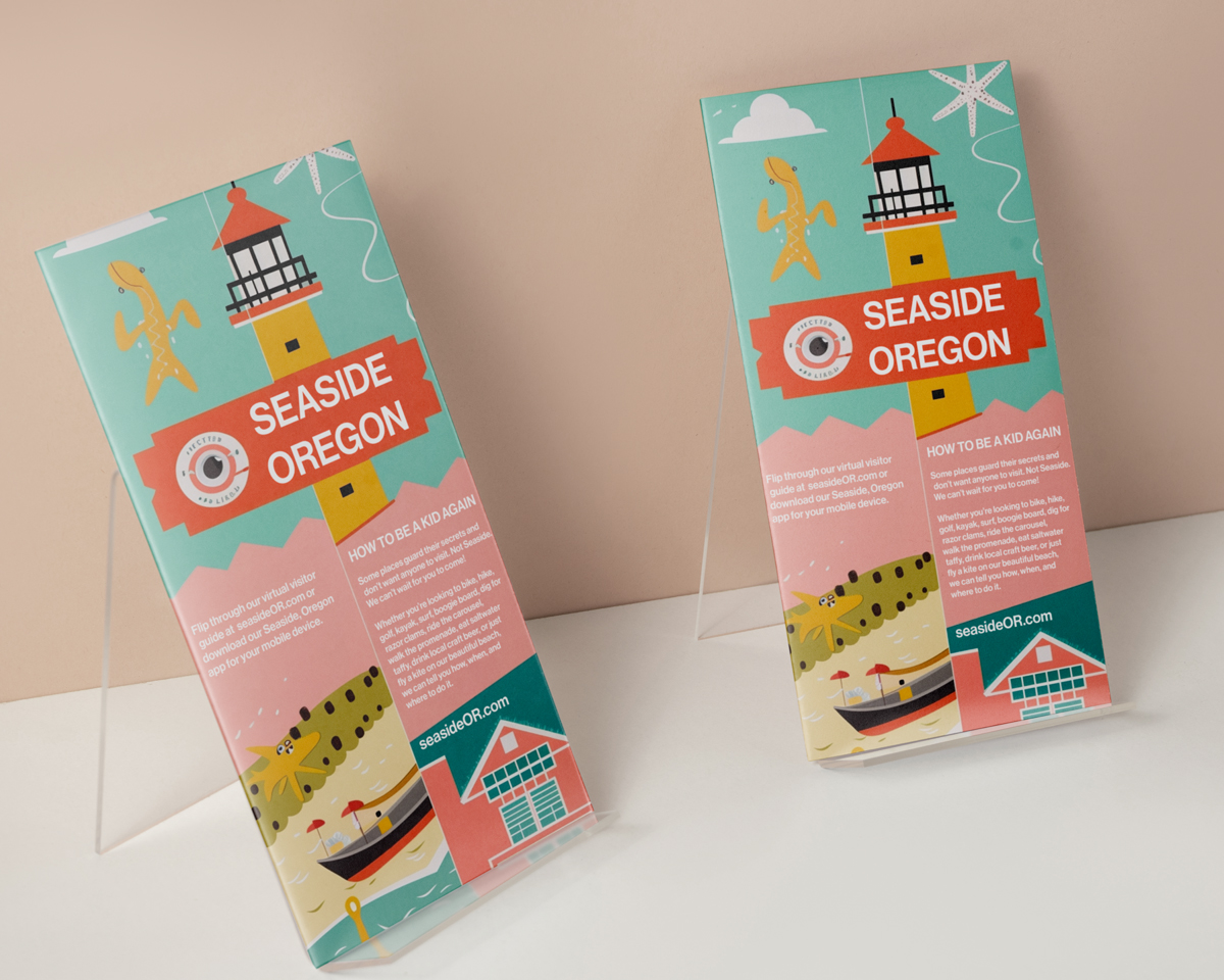 foldable-rack-cards-colorful-announcement-glossy-paper